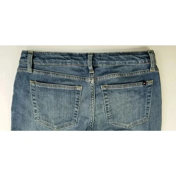 Tommy Hilfiger Size 2 Women's Boyfriend Embroidered Pocket Logo Blue Denim Jeans - Picture 7 of 12